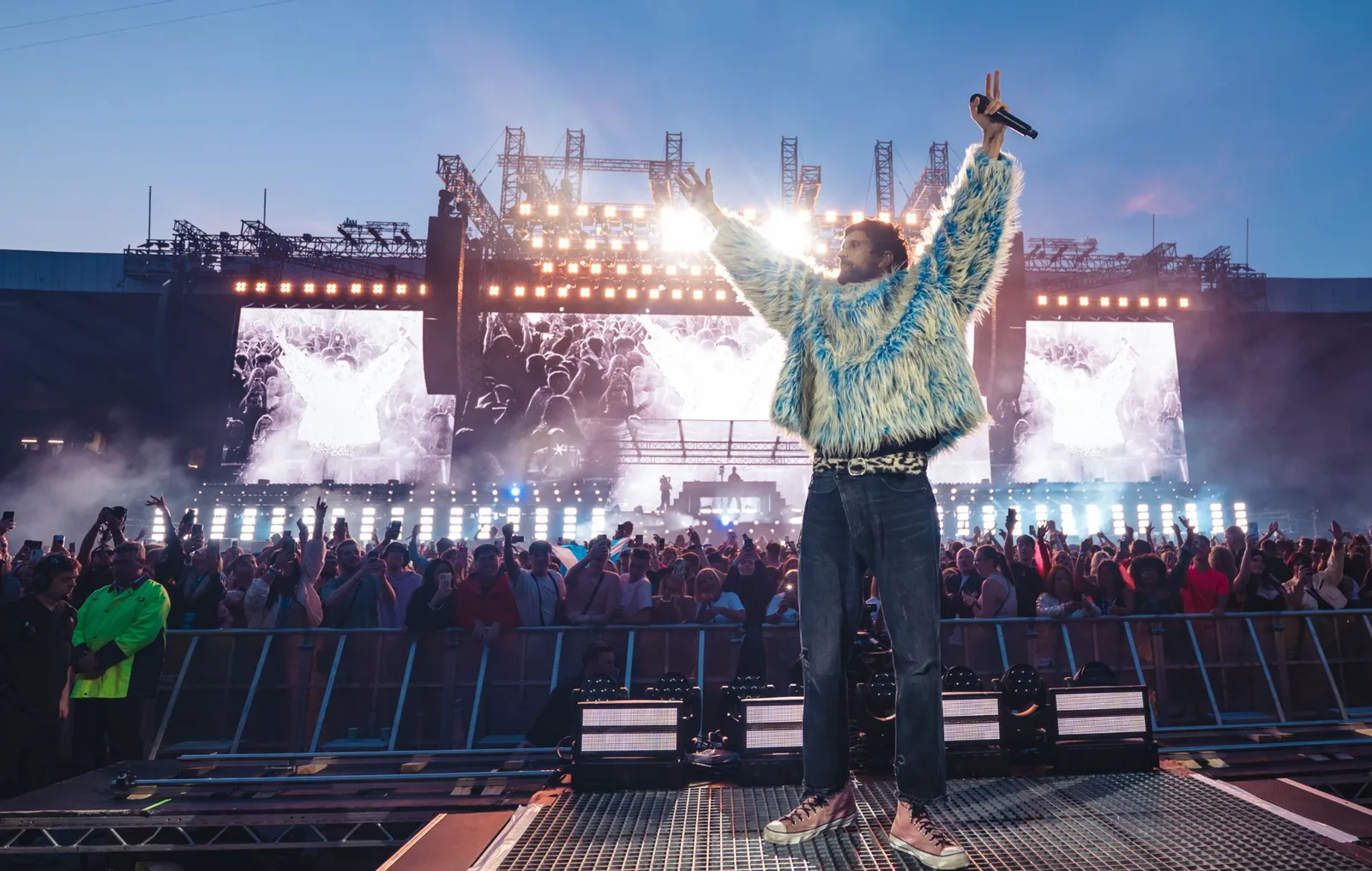 Kasabian'dan Serge Pizzorno, Calvin Harris'in Hampden Park Konserlerinde Sürpriz Yaptı