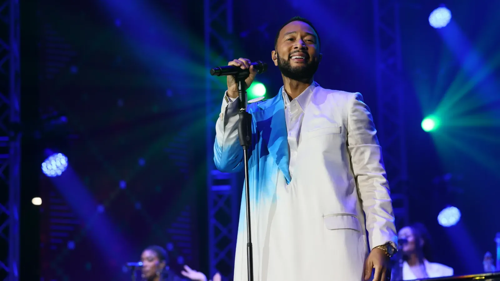 John Legend 2026 Turu: Samimi Sahne Performanslarıyla Yeniden Buluşma Zamanı
