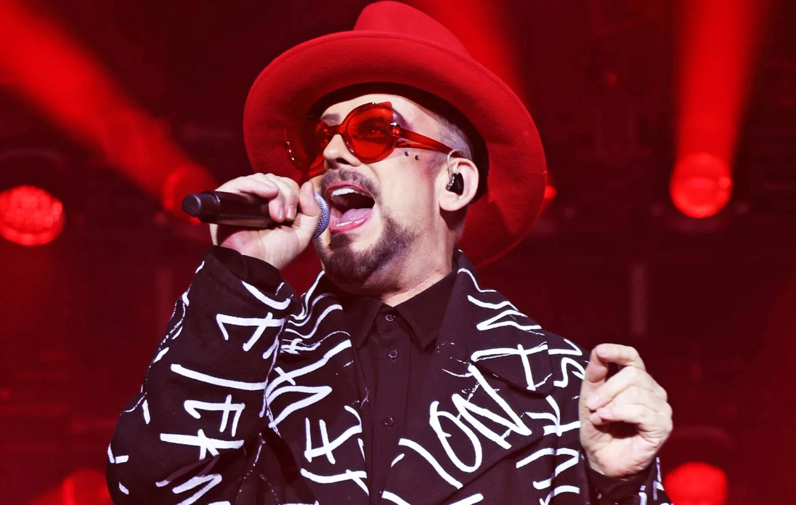 Boy George’tan Tartışmalı Hamle: ‘We Will Dance Again’ İsrail’e Destek Şarkısı