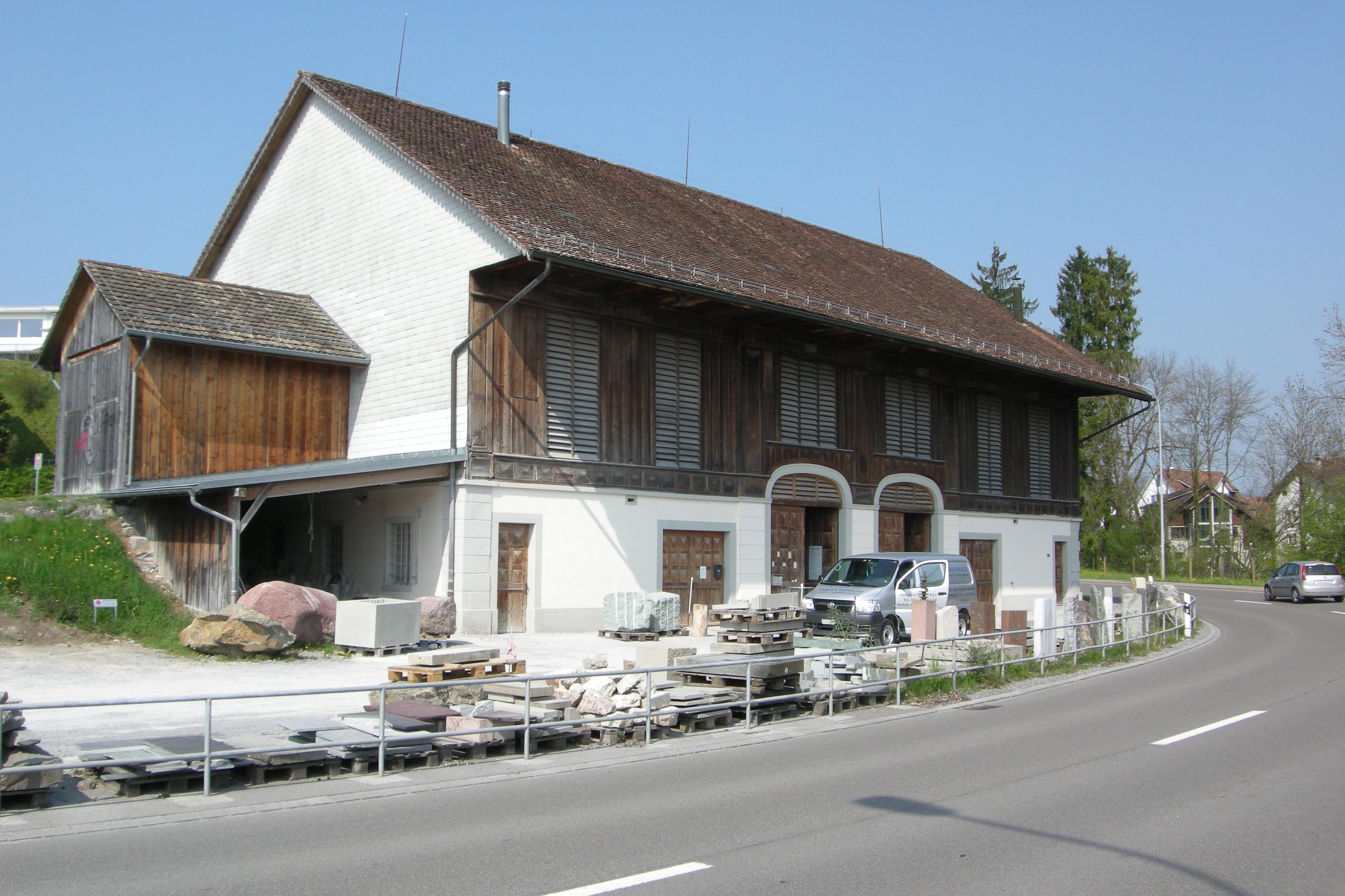 Steinmetz EFZ Fachrichtung Bau&Renovation oder Fachrichtung Bildhauerei - Bild 2