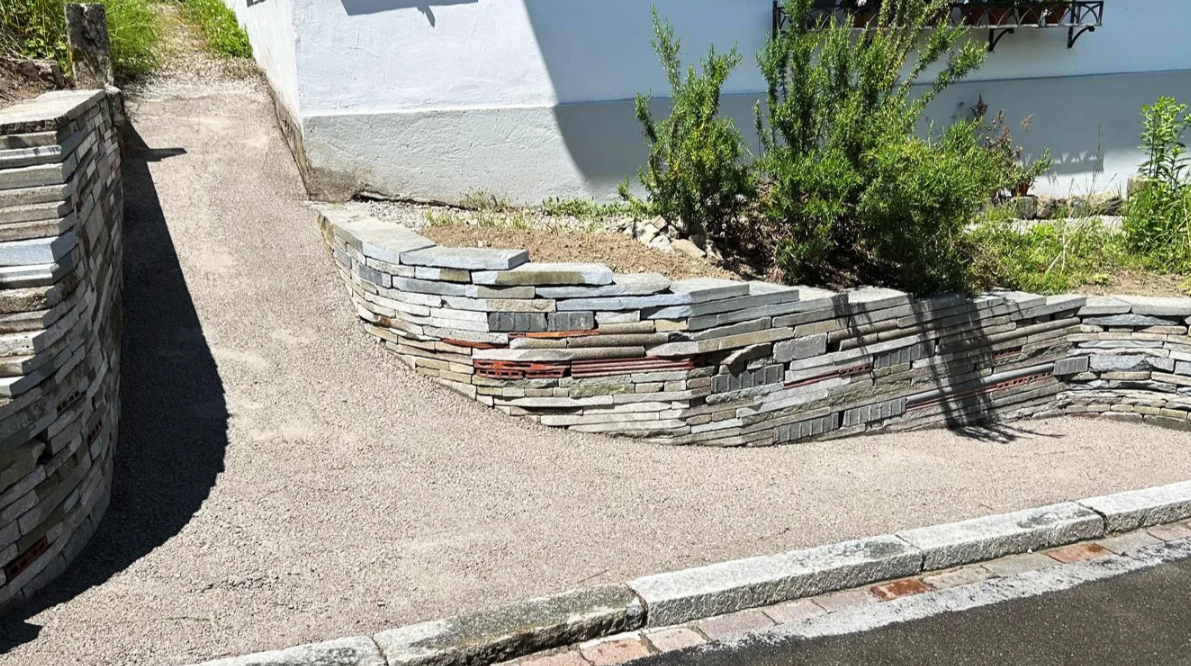 Gärtner/in EFZ, Gärtner/in EBA, Praktiker/in PrA Gärtnerei - Bild 1