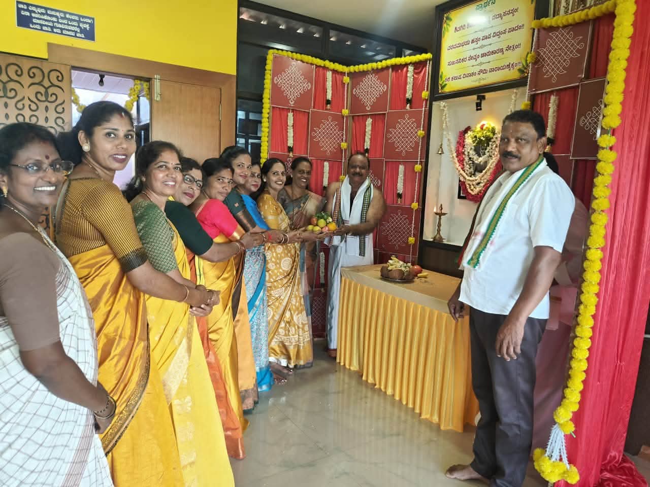 ಯುವವಾಹಿನಿ ಉಡುಪಿ ಘಟಕದಲ್ಲಿ ಬ್ರಹ್ಮಶ್ರೀ ನಾರಾಯಣ ಗುರುಗಳ 172ನೇ ಗುರುಜಯಂತಿ ಆಚರಣೆ