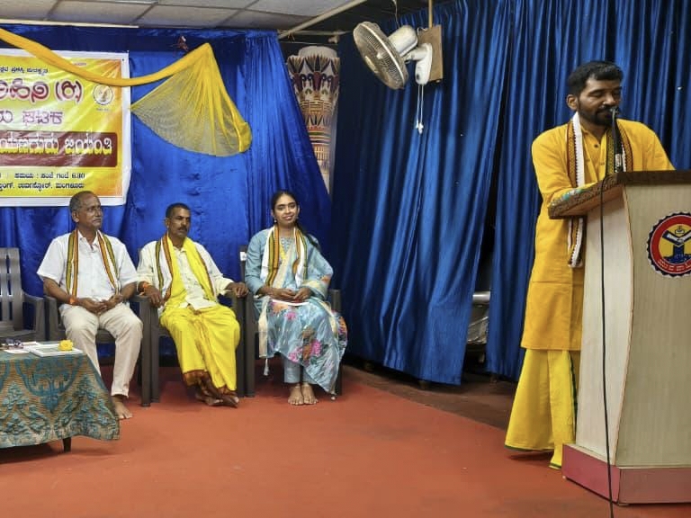 “ಒಂದೇ ಜಾತಿ, ಒಂದೇ ಮತ, ಒಂದೇ ದೇವರು” ಎಂಬ ನಾರಾಯಣ ಗುರುಗಳ ಸಂದೇಶ ಭಾವನಾತ್ಮಕವಾಗಿ ಆಕರ್ಷಕವಾಗಿದ್ದರೂ ಅದನ್ನು ಕಾರ್ಯರೂಪಕ್ಕೆ ತರುವುದು ಸವಾಲಿನ ಸಂಗತಿ: ಹರೀಶ್ ಕೆ. ಸುವರ್ಣ