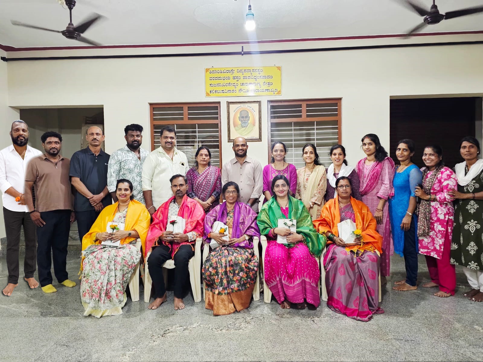 ಶಿಕ್ಷಕರನ್ನು ಗೌರವಿಸಿ ಅಭಿನಂದಿಸಿದ ಯುವವಾಹಿನಿ ಬಜಪೆ ಘಟಕ