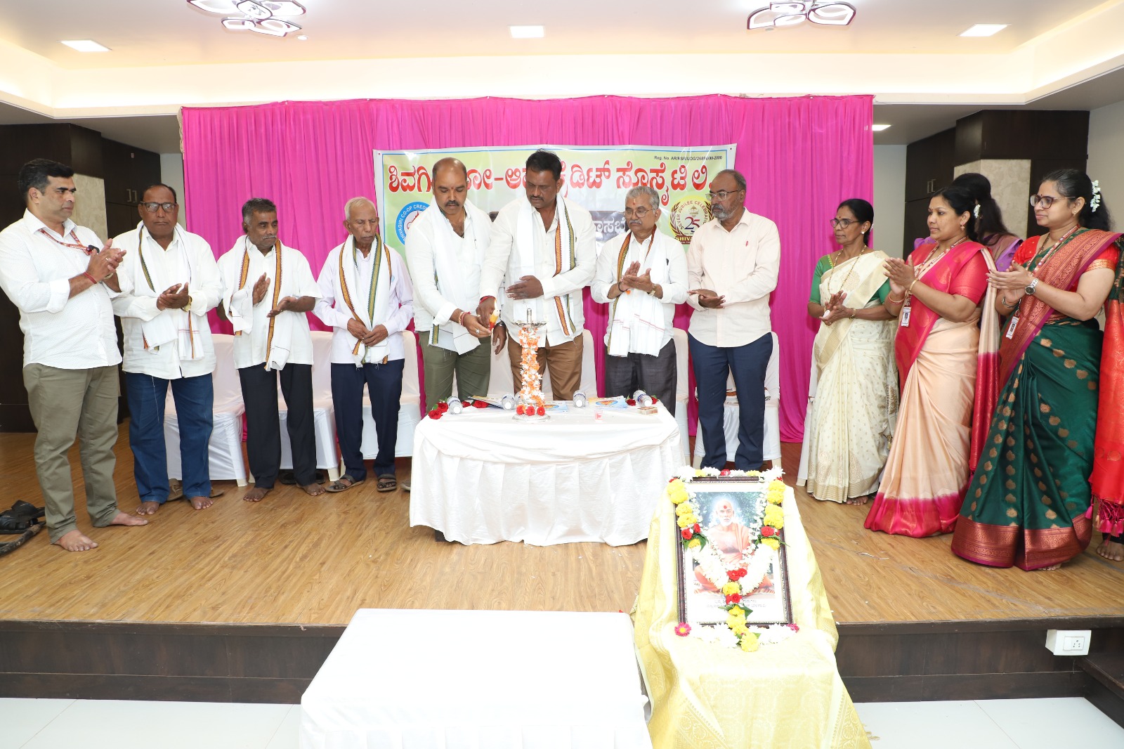 ಶಿವಗಿರಿ ಸೊಸೈಟಿಯ 27ನೇ ವಾರ್ಷಿಕ ಮಹಾಸಭೆ: ಪ್ರತಿಭಾವಂತ ವಿದ್ಯಾರ್ಥಿಗಳಿಗೆ ಪ್ರತಿಭಾ ಪುರಸ್ಕಾರ – ಮಹಿಳಾ ಸ್ವಸಹಾಯ ಸಂಘದ ಸದಸ್ಯರಿಗೆ ಸನ್ಮಾನ