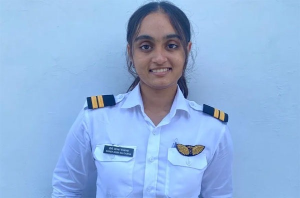 ಮೊದಲ ಮಹಿಳಾ ವಾಣಿಜ್ಯ ಪೈಲಟ್‌  ಲೈಸೆನ್ಸ್‌ (CPL) ಪಡೆದ ಉಡುಪಿ ಜಿಲ್ಲೆಯ ಕೌಡೂರಿನ ಶೈನಿ ಅಸ್ಮಾ ಸಲ್ದಾನಾ