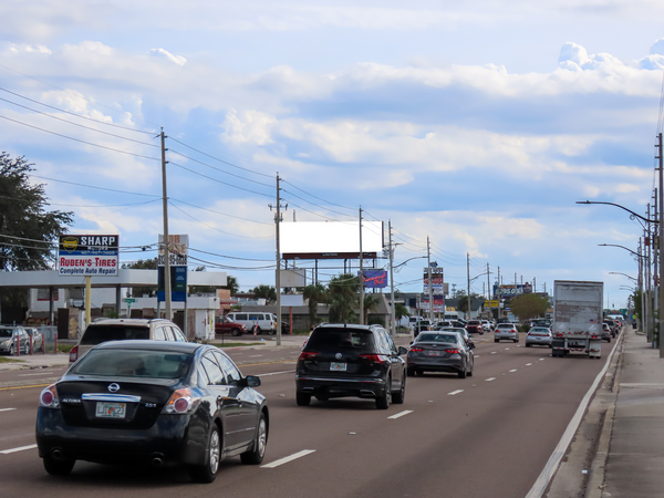 SR 436 ES 0.56mi S/O SR 50 E F/N - Single