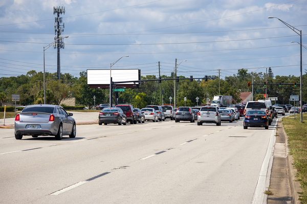 SR 436 WS 200ft N/O Lake Howell Rd F/S - Single
