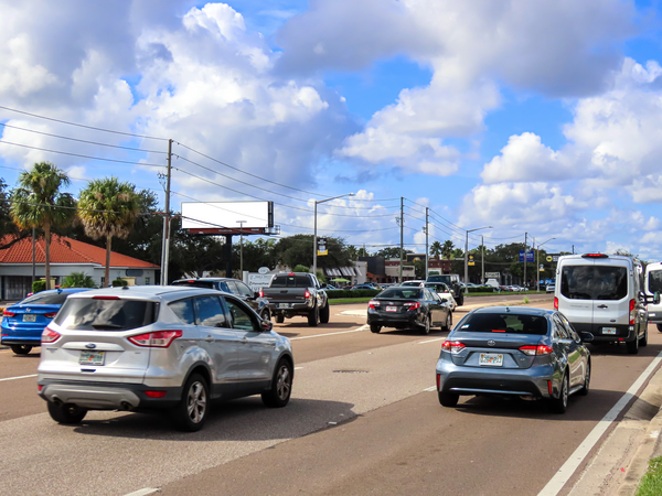 University Blvd SS 0.19mi E/O Rouse Rd F/E - Single
