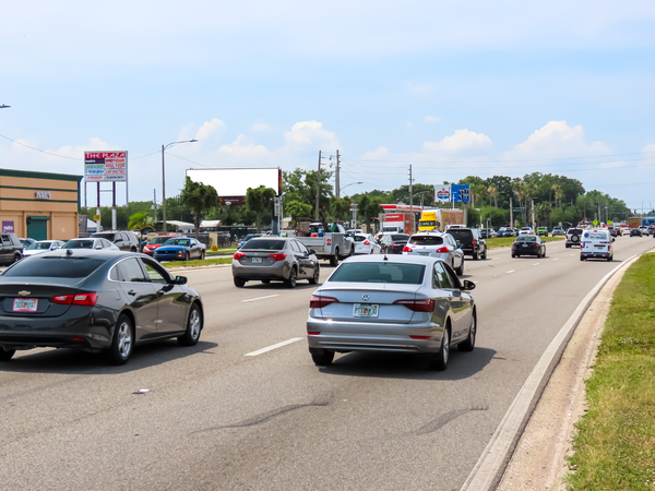 John Young Pkwy ES 750ft S/O SR 50 W F/N - Single