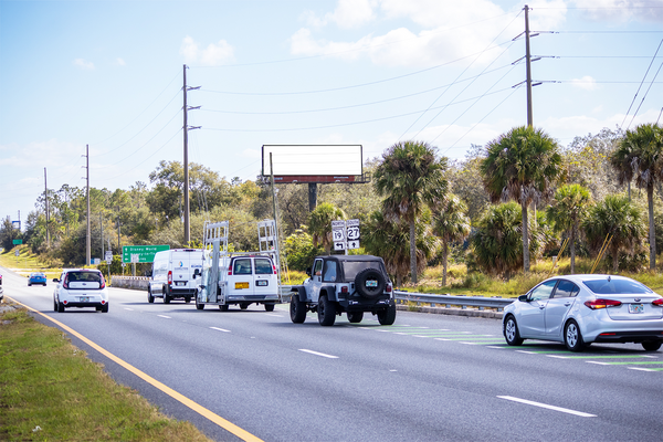 US 27 WS 200ft S/O SR 19 F/NW - Single