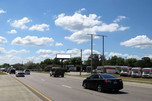 US 27 WS 2.4mi N/O SR 50 W F/N - Single