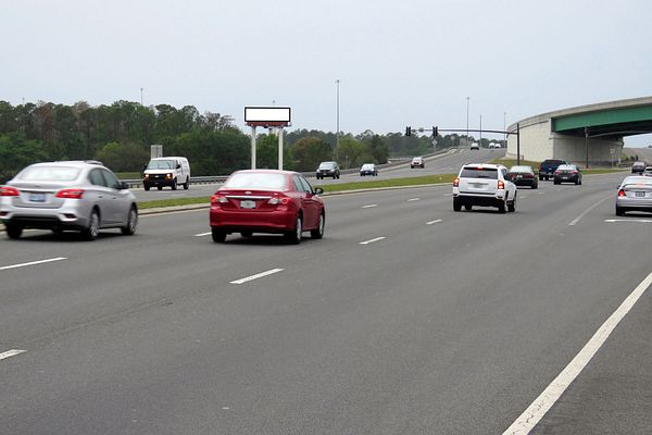 Osceola Pkwy SS 0.1mi E/O I-4 F/E - S