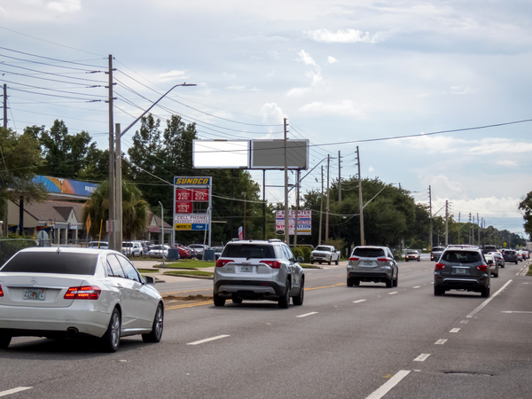 Oakridge Rd SS 1.2mi W/O Texas Av F/E - Away