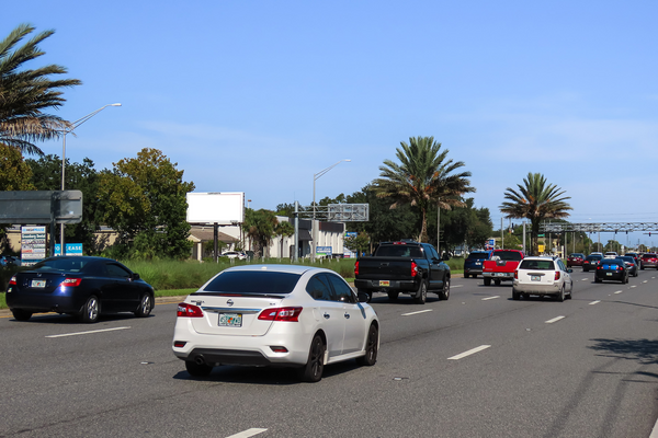 SR 436 WS 550ft S/O Wilshire Blvd F/SE - Single