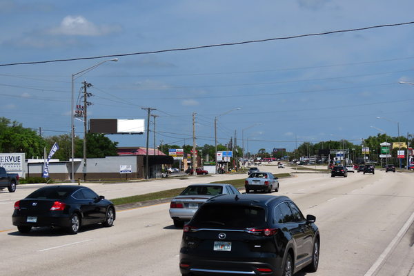 US 17/92 WS 0.37mi S/O SR 434 F/S - End