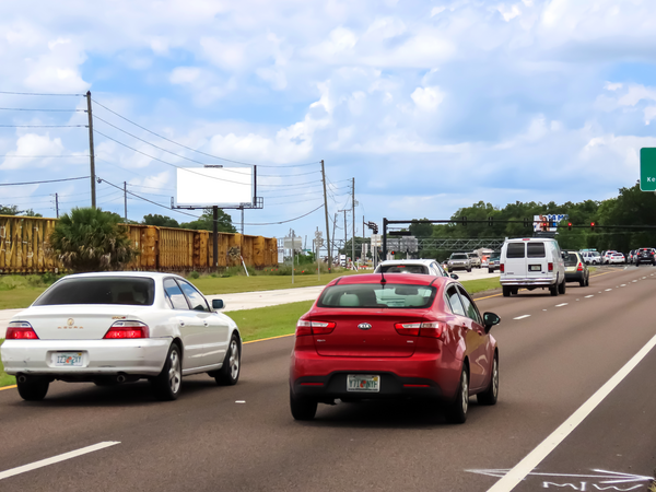 US 441 N WS 0.27mi N/O SR 437 F/SE - Single