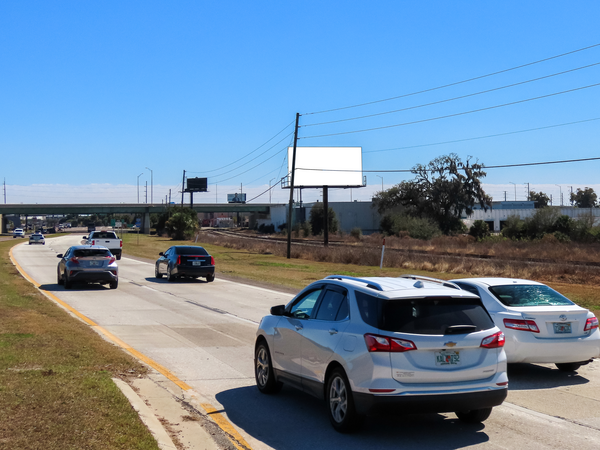 US 441 N WS 0.27mi N/O SR 437 F/NW - Single
