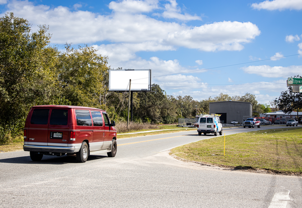 Edgewater Dr ES 0.6mi N/O Clarcona Ocoee Rd F/NW - Single