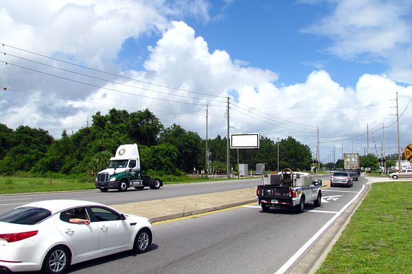 Taft Vineland Rd SS 500ft W/O Orange Av F/E - Single