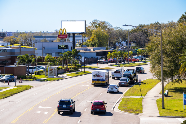 L.B. McLeod Rd SS 0.16mi E/O Bruton Blvd F/E - Single