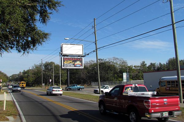 Powers Dr ES 0.09mi N/O Silver Star Rd F/S - U