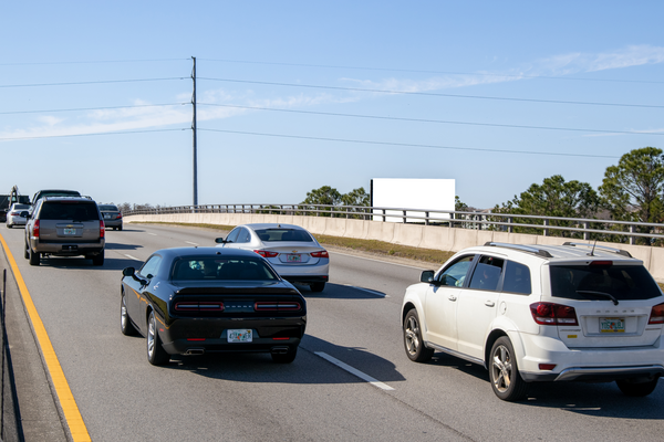 Osceola Pkwy NS 0.87mi E/O US 441 F/E - Single