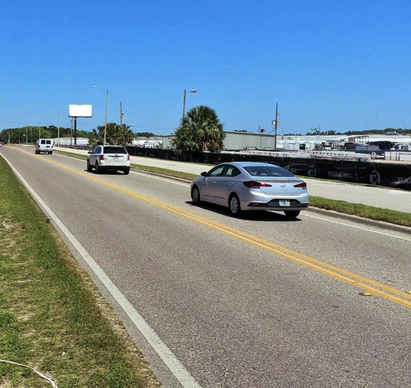 Apopka Vineland ES 1.69mi N/O Clarcona Ocoee Rd F/S - Single