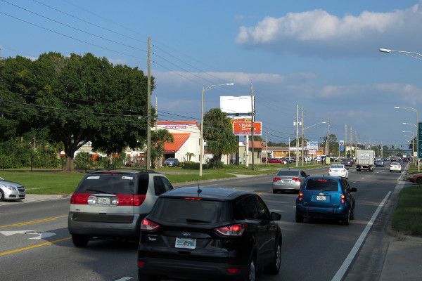 Oakridge Rd NS 500ft W/O Rio Grande Av F/W - Upper