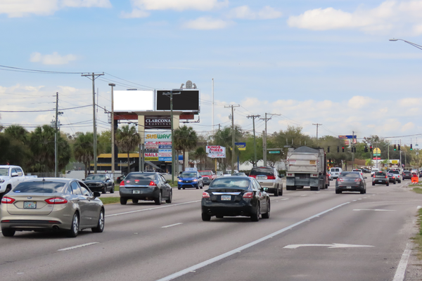 US 441 N WS 200ft S/O Clarcona Ocoee Rd F/SE - Away