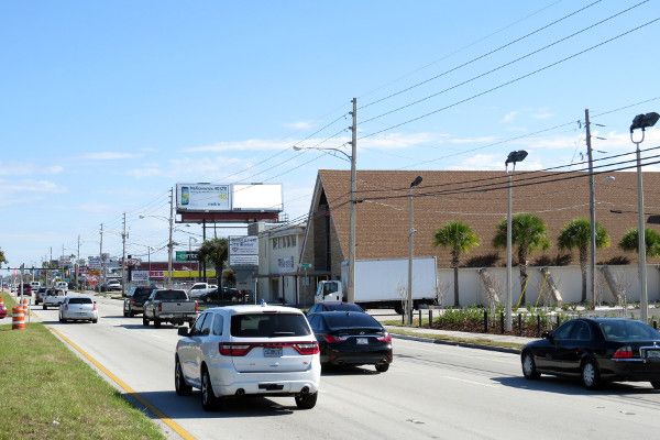 SR 50 W SS 0.25mi W/O Mercy Dr F/W - Away