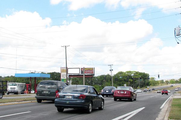 US 441 N WS 135ft N/O Rose Av F/SE - Away