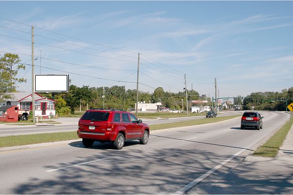 CR 427 WS 130ft S/O North St F/S - Single
