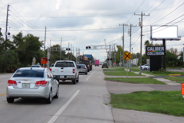 Silver Star Rd NS 860ft W/O John Young Pkwy F/E - S