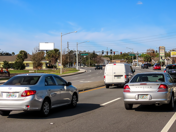 Palmetto Ave WS 1500ft S/O Aloma Ave F/S - Single
