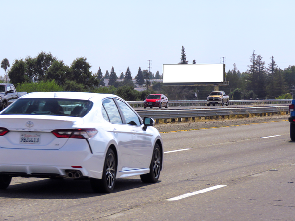 I-80 Frwy ES 0.75mi N/O W Capitol F/N - 1