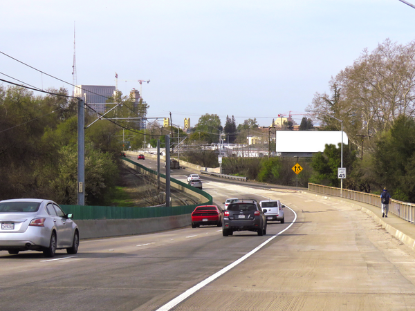 N Sacramento Frwy SH 160 WS 5ft N/O Amr Riv Br (NO LG EXT) F/N - 1