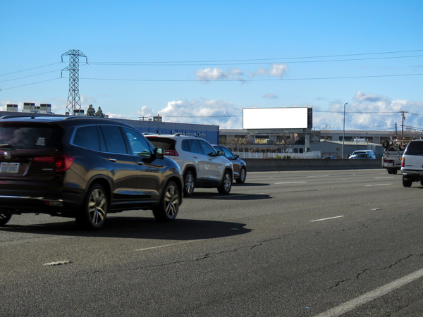 Business 80 Frwy SS 0.4mi W/O El Camino F/E - 2