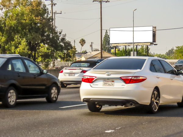 Business 80 Frwy SS 0.2mi E/O El Camino F/E - 1