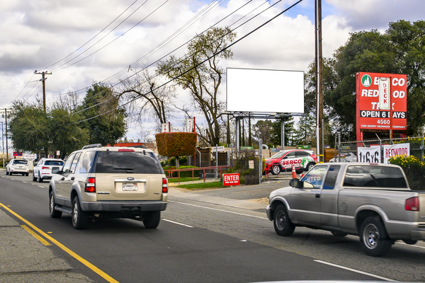 Auburn Blvd ES 230ft N/O Pasadena F/S - 1