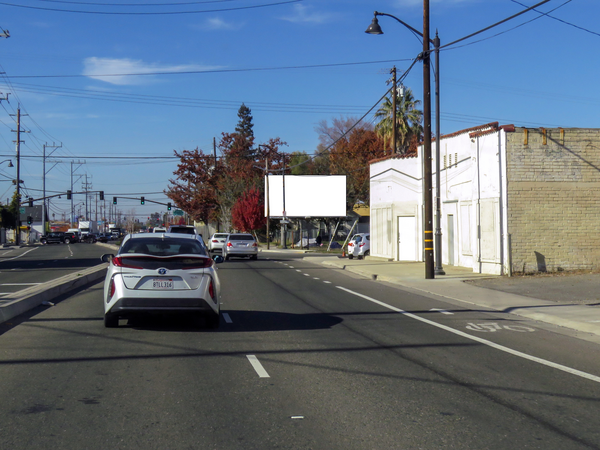Florin Rd NS 47ft W/O Tokay Av F/E - 1