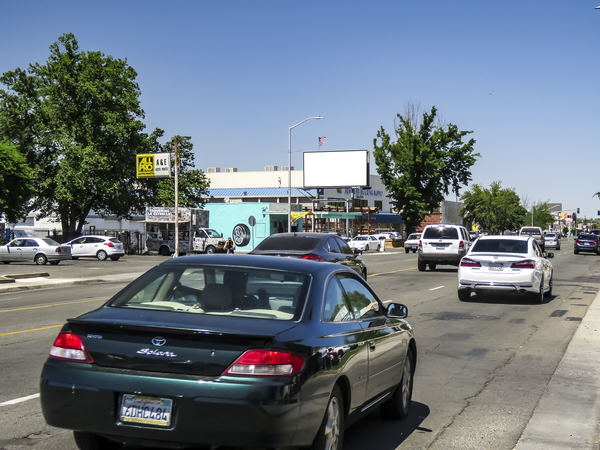Franklin Blvd WS 100ft N/O 29th Av F/S - 2
