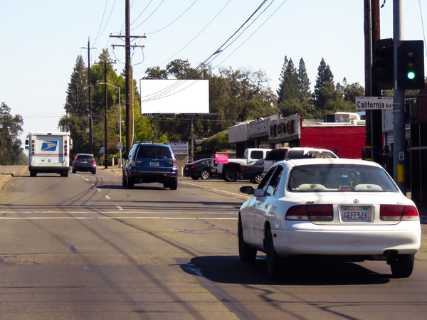 Fair Oaks Blvd SS 500ft E/O California F/W - 1