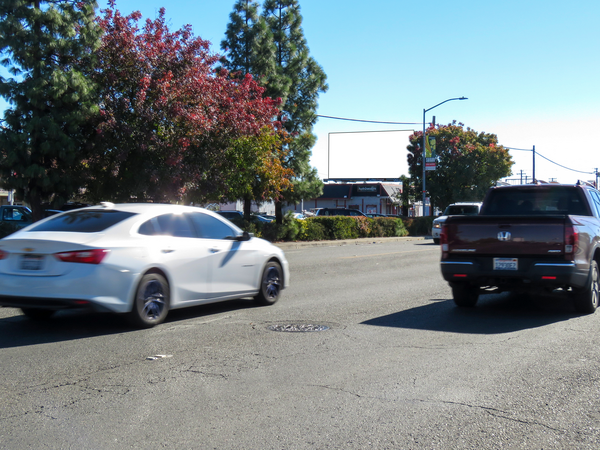 Stockton Blvd ES 1500ft S/O Fruitridge Rd F/N - 2