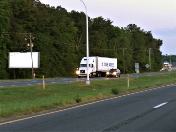 US 13 WS 0.1mi N/O US 9 F/S - 1