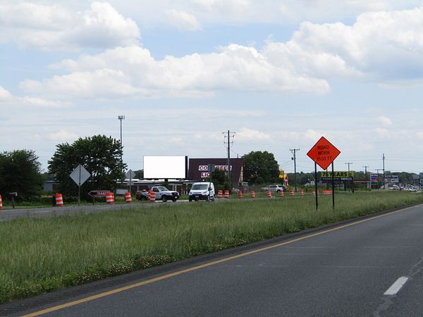 US 13 ES 0.3mi N/O US 9 F/N - 1