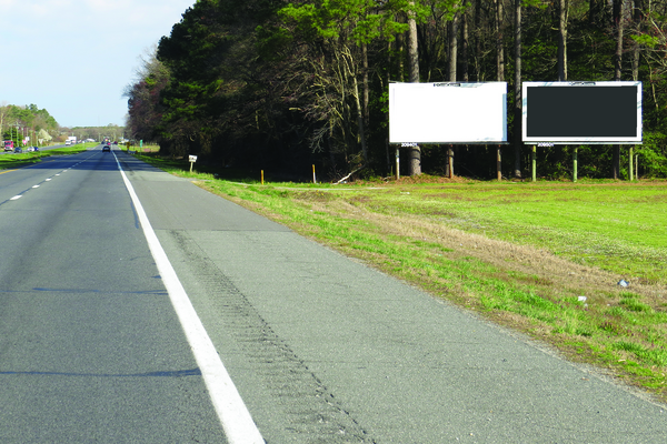 US 13 ES 1.9mi N/O US 9 F/S - 3
