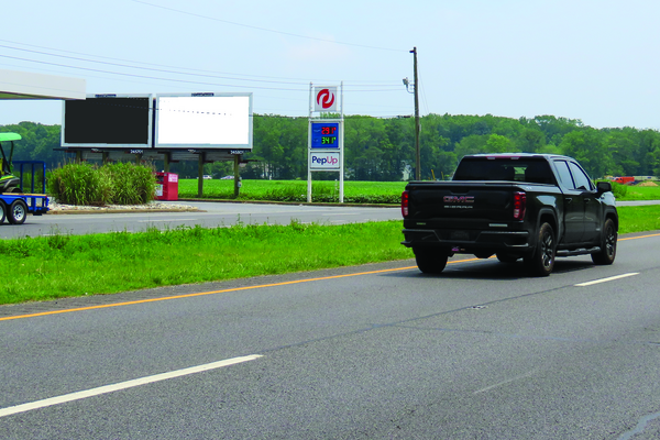 US 113 ES 0.3mi N/O Swamp Rd F/N - 2