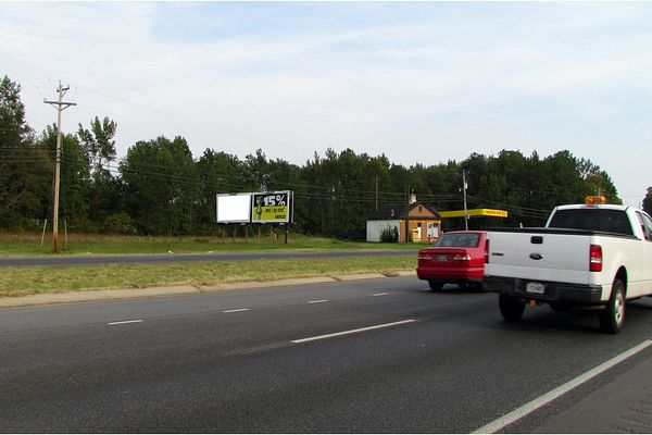 US 113 ES 1mi N/O SR 404 F/N - 2