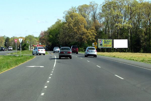 US 1 ES 0.3mi N/O New Wharf Rd F/S - 4